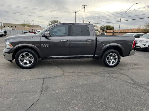 Used 2017 RAM 1500 Laramie image 9