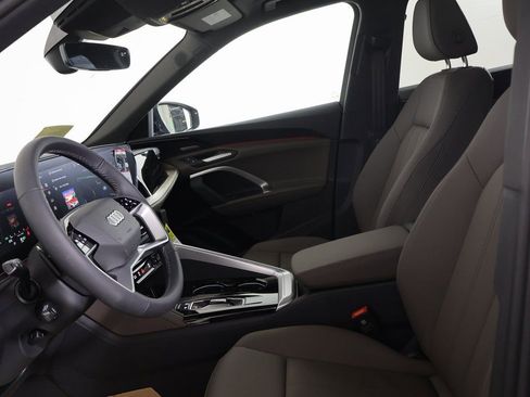 New 2025 Audi Q5 Premium Plus image 18