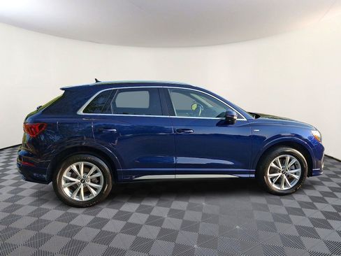 Used 2021 Audi Q3 2.0T Premium w/ Convenience Package AWD/4WD image 7