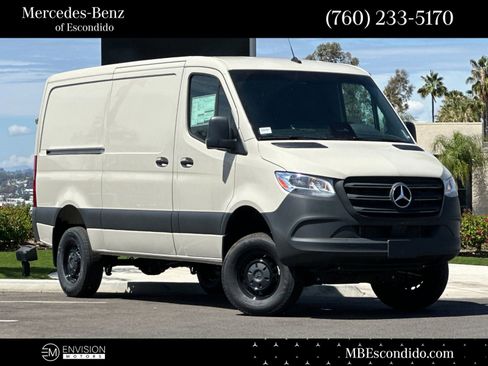 New 2025 Mercedes-Benz Sprinter 2500 image 1