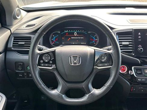 Used 2019 Honda Pilot Touring image 21