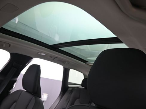 New 2026 Volvo XC60 B5 Plus w/ Protection Package Premier image 26