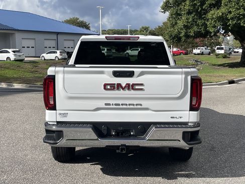 Used 2026 GMC Sierra 1500 SLT AWD/4WD image 8