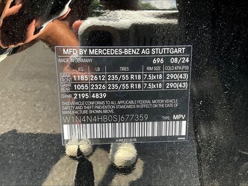 Used 2025 Mercedes-Benz GLA 250 4MATIC image 35