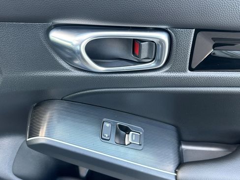 Used 2025 Honda Civic Sport image 17