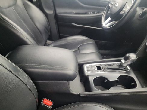 Used 2019 Hyundai Santa Fe Limited w/ Cargo Package image 21