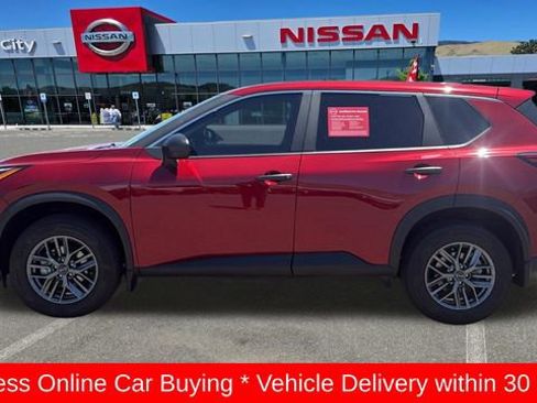Used 2025 Nissan Rogue S AWD/4WD image 6