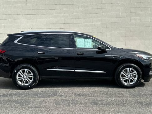 Certified 2020 Buick Enclave Essence w/ Sound and Sites Package AWD/4WD image 3