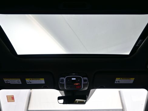 Certified 2023 Hyundai Santa Cruz Limited w/ Winter Package image 18