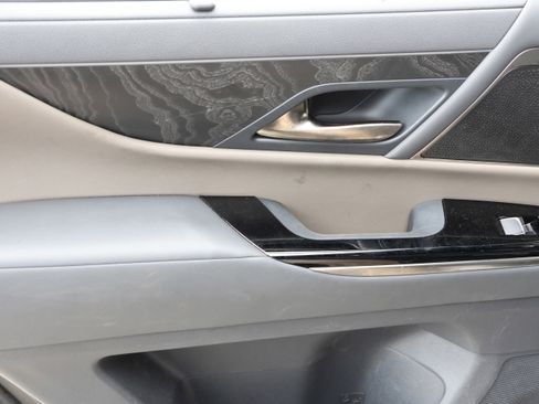 Used 2025 Lexus LX 700h Overtrail image 38