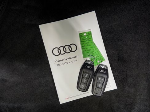 Used 2025 Audi Q6 e-tron Premium Plus w/ Premium Plus RWD image 22