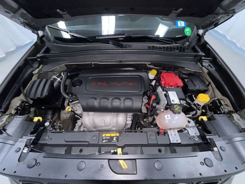 Used 2020 Jeep Renegade Altitude image 17