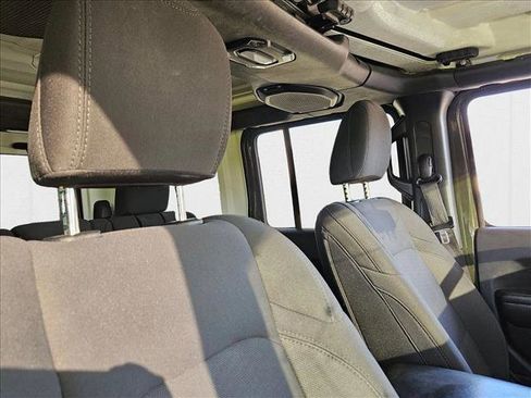 Used 2021 Jeep Wrangler Unlimited Sport image 21