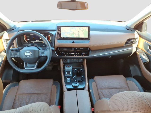 Used 2026 Nissan Rogue Platinum w/ Tech Package AWD/4WD image 35