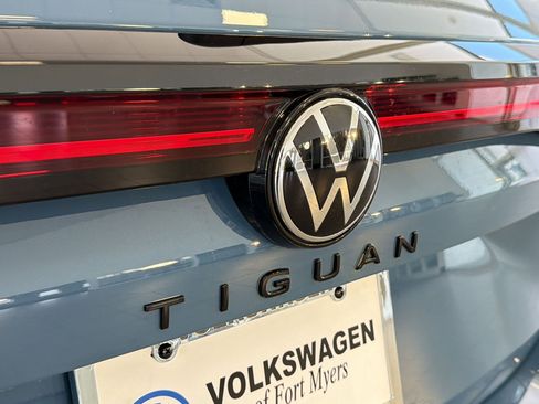 New 2026 Volkswagen Tiguan SE R-Line image 34