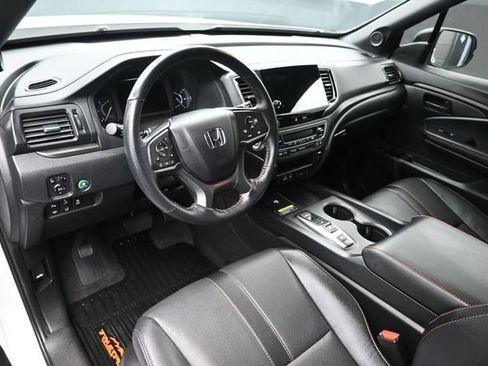 Certified 2024 Honda Passport TrailSport image 13