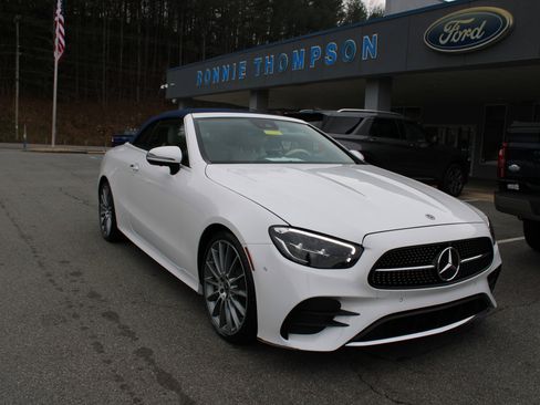 Used 2023 Mercedes-Benz E 450 E 450 image 1