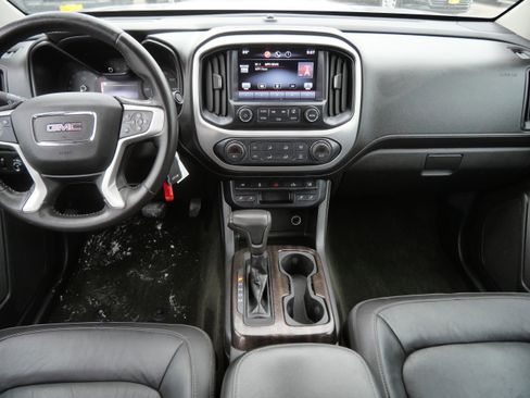 Used 2015 GMC Canyon SLT w/ Driver Alert Package image 10