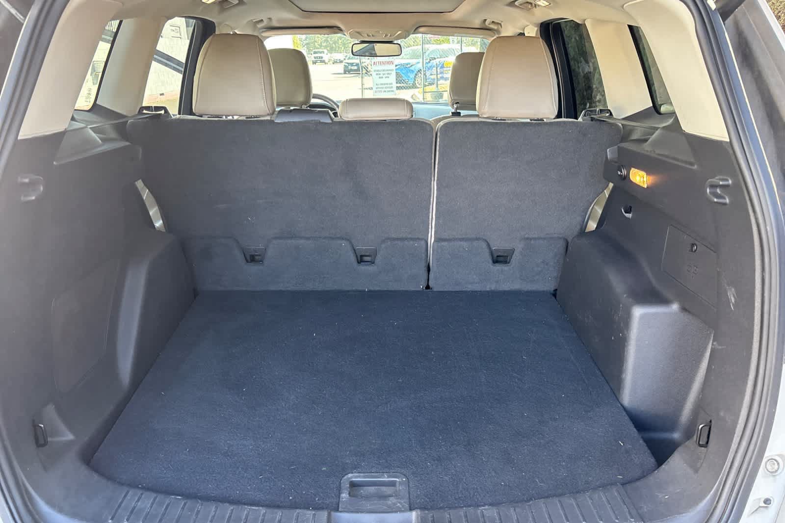 Used 2019 Ford Escape Titanium FWD image 17