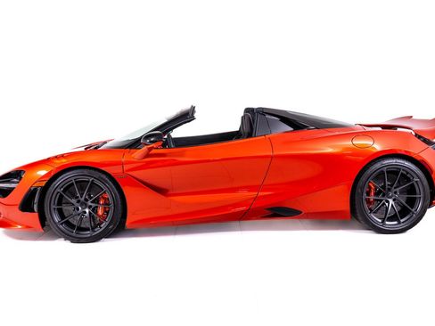 New 2027 McLaren 750S Spider RWD image 2