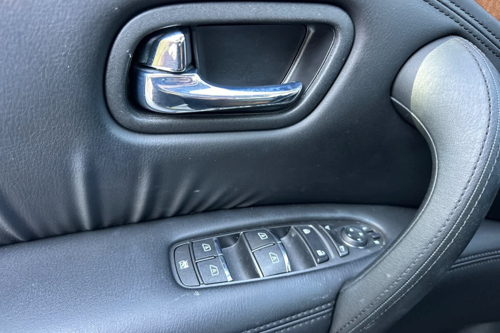 Used 2022 Nissan Armada SL AWD/4WD image 15