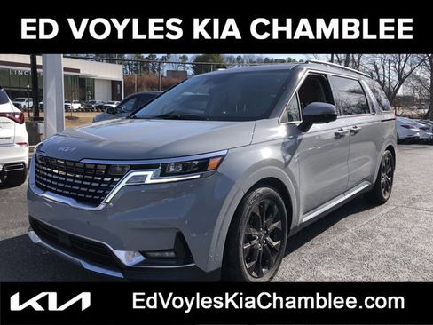 Used 2022 Kia Carnival SX Prestige image 1