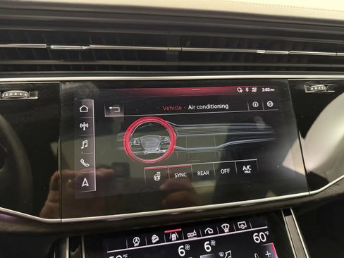 Used 2019 Audi Q8 Prestige AWD/4WD image 37