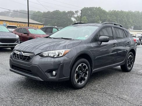 Used 2021 Subaru Crosstrek 2.0i Premium w/ Moonroof Package AWD/4WD image 9