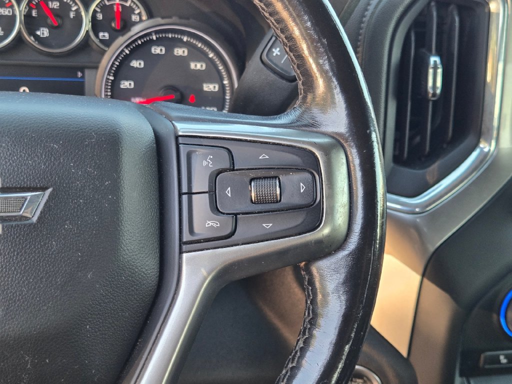 Used 2022 Chevrolet Silverado 1500 RST AWD/4WD image 25