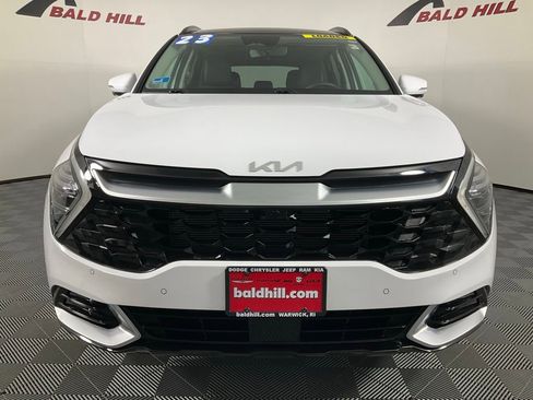 Used 2023 Kia Sportage SX image 2