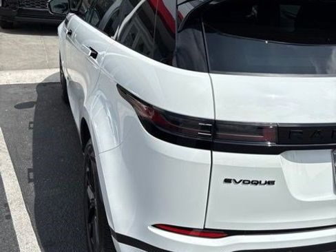 Used 2024 Land Rover Range Rover Evoque S AWD/4WD image 3