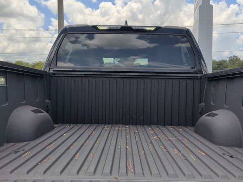 Used 2026 Toyota Tundra SR5 w/ SR5 Premium Package AWD/4WD image 32