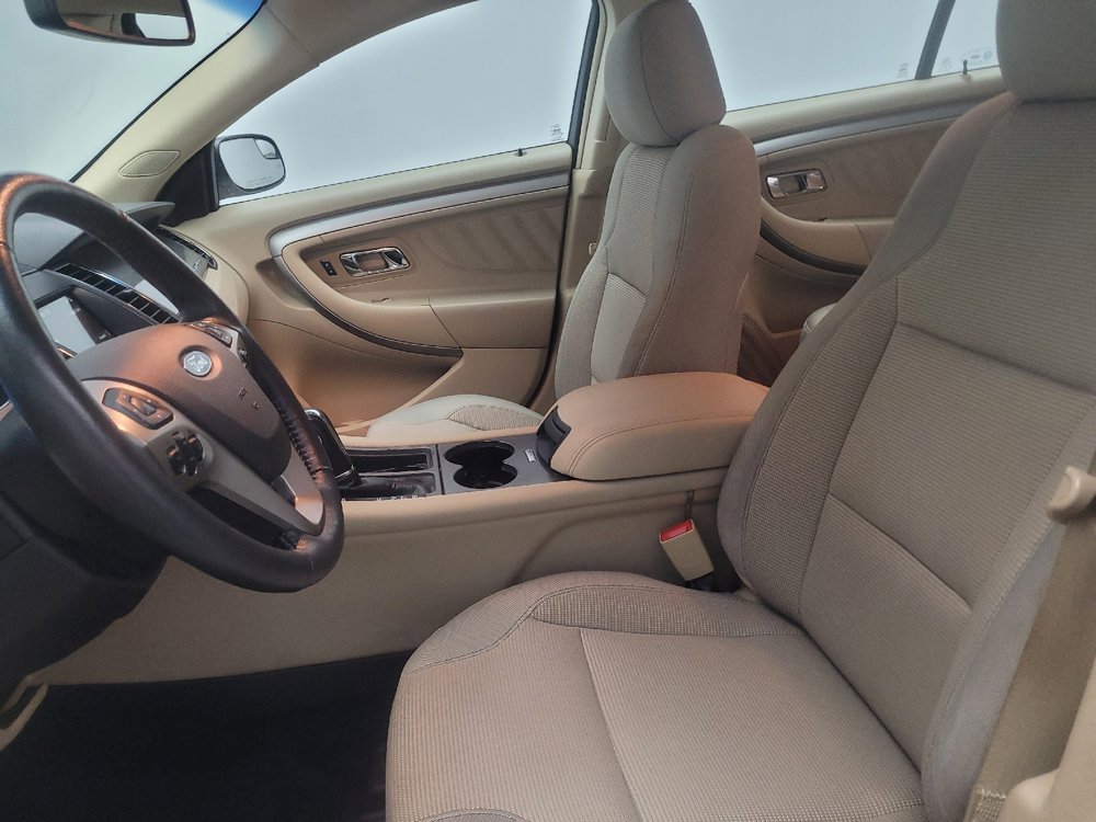 Used 2018 Ford Taurus SEL w/ Equipment Group 201A FWD image 17