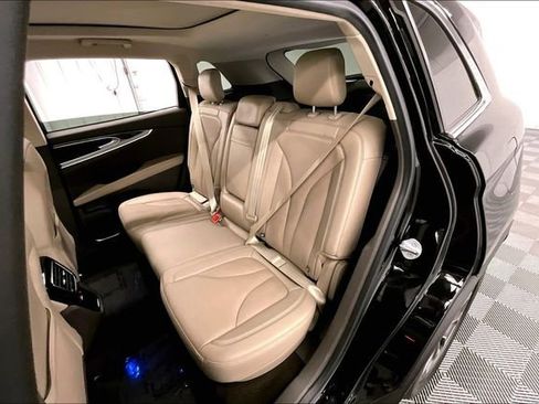 Used 2022 Lincoln Nautilus Reserve AWD/4WD image 24