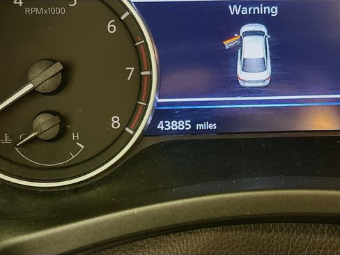 Used 2024 Nissan Sentra SV image 19