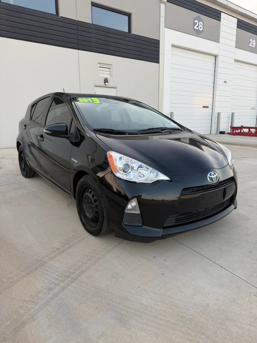 Used 2013 Toyota Prius C Two FWD image 8