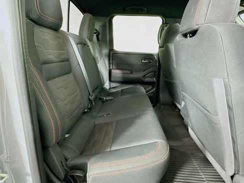 Used 2022 Nissan Frontier PRO-4X w/ Technology Package AWD/4WD image 25
