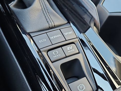 New 2026 Toyota Camry XSE w/ Premium Package AWD/4WD image 10