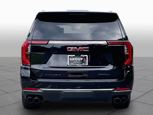 Used 2025 GMC Yukon AT4 Ultimate w/ LPO, Floor Liner Package AWD/4WD image 5
