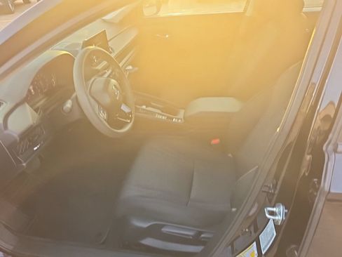 Used 2025 Honda Accord LX image 4