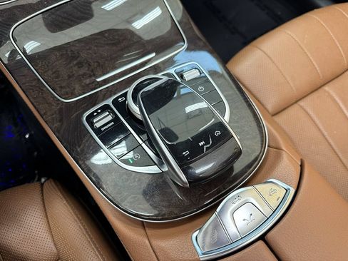 Used 2019 Mercedes-Benz E 450 4MATIC Cabriolet image 37