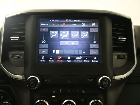 Used 2021 RAM 1500 Big Horn AWD/4WD image 27