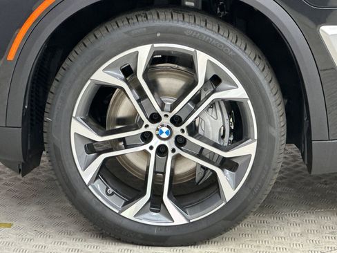 New 2026 BMW X5 xDrive50e w/ Parking Assistance Package image 11