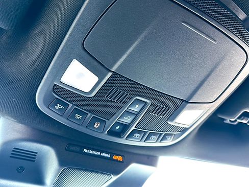 Used 2023 Ford Expedition Limited image 39