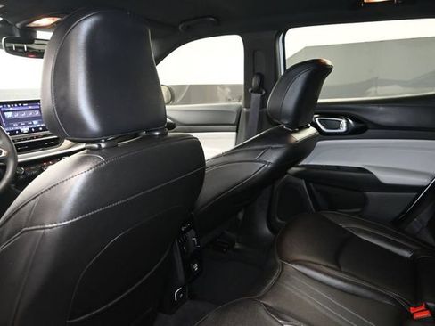 Used 2025 Jeep Compass Limited AWD/4WD image 10