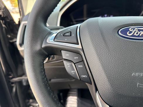 Used 2018 Ford Edge SEL w/ Equipment Group 201A FWD image 14