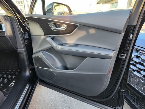 Used 2025 Audi Q7 3.0T Premium Plus w/ Premium Plus Package image 18