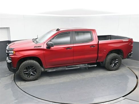 Used 2021 Chevrolet Silverado 1500 LT Trail Boss w/ Convenience Package II image 19