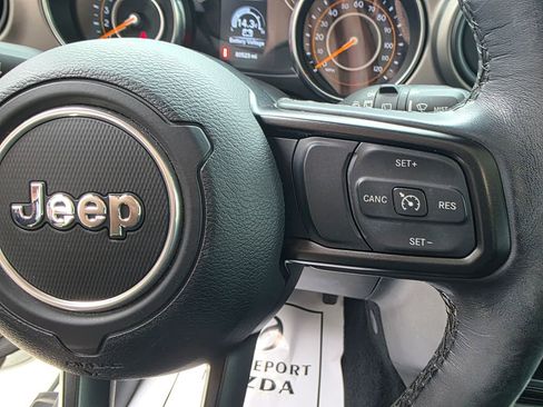 Used 2020 Jeep Wrangler Sport AWD/4WD image 17