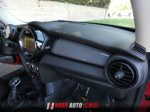Used 2017 MINI Cooper 2-Door Hardtop FWD image 24